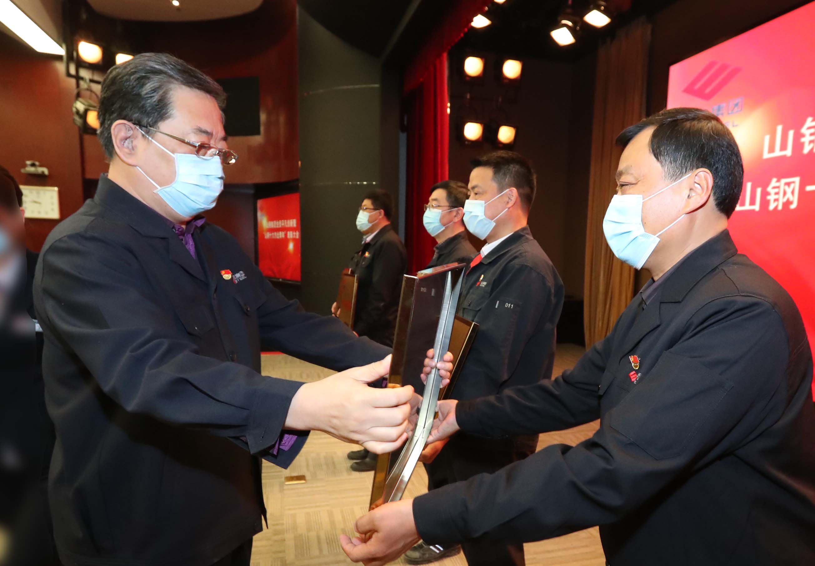 9999js��ɳ��Ʒ��(�й�)���޹�˾